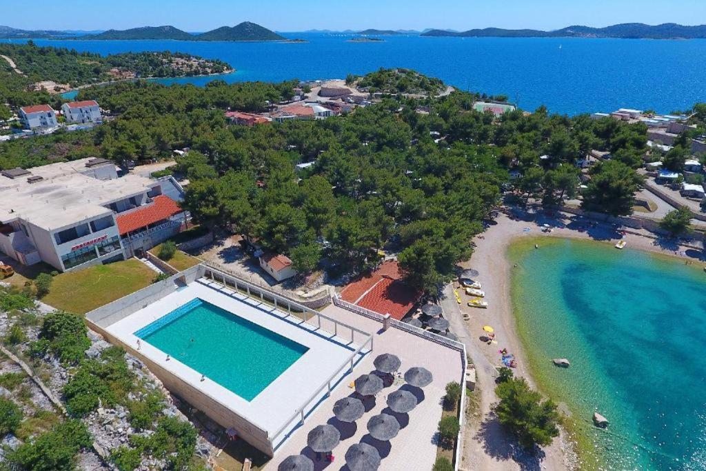Fjaka Luxury Mobile Home - Oaza Mira Camping Croatia ดราเก ภายนอก รูปภาพ